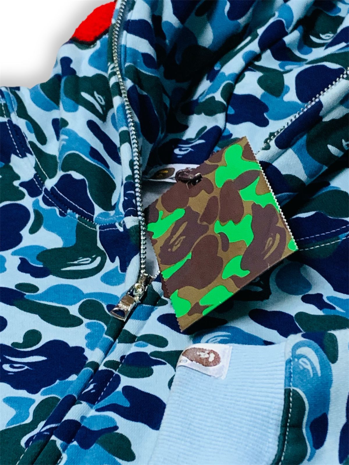 CHAQUETA BAPE SHARK.
