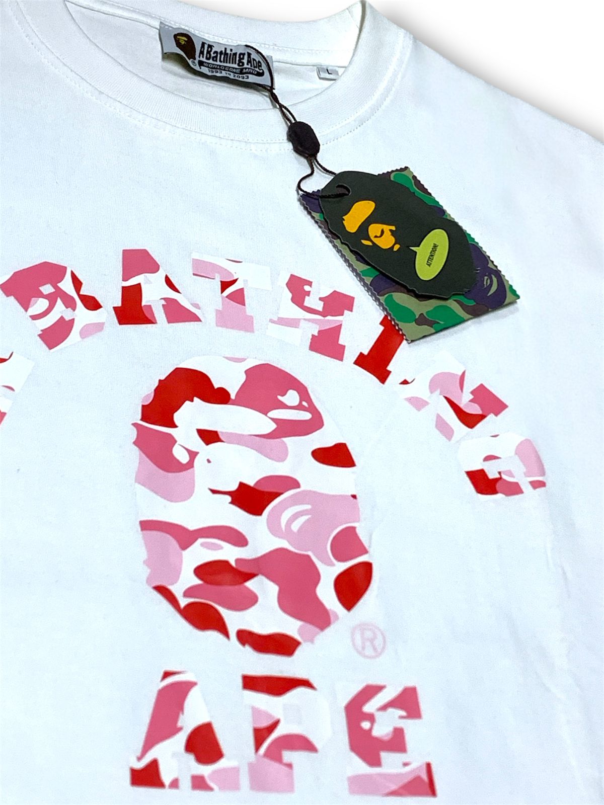 CAMISETA BAPE APE - CUELLO REDONDO.