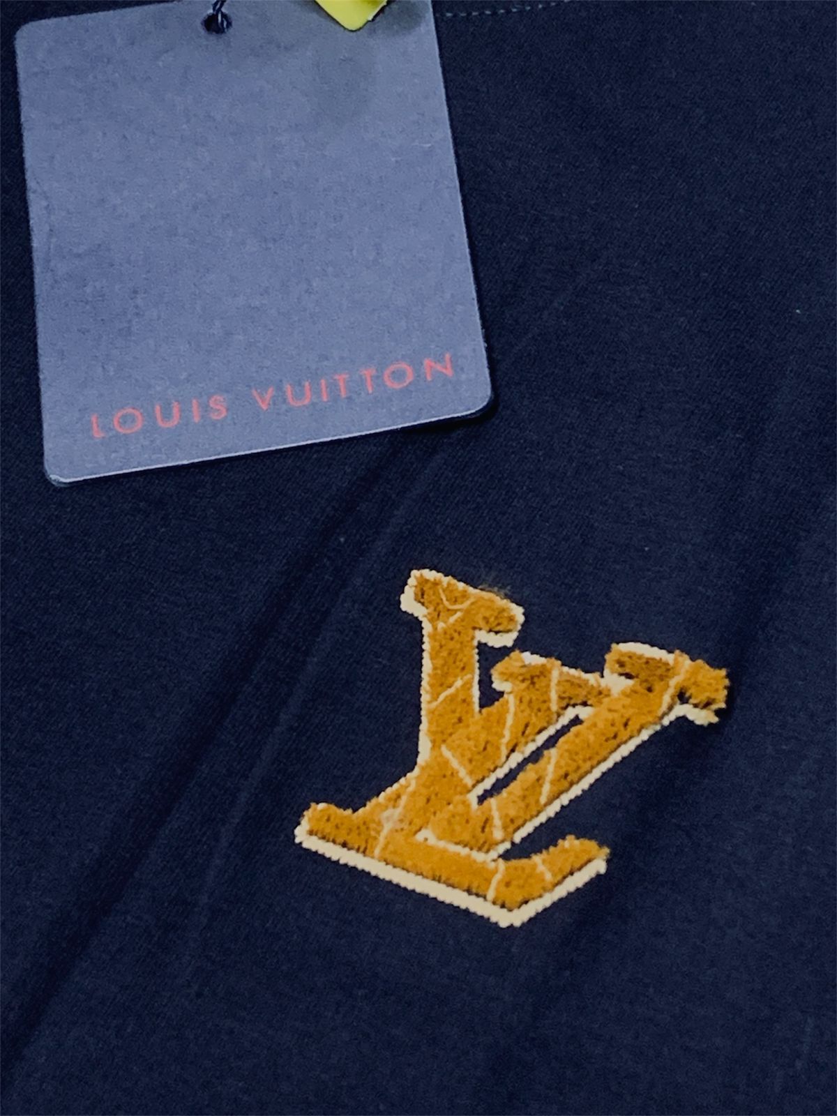 CAMISETA LOUIS VUITTON - OVERSIZE CUELLO REDONDO