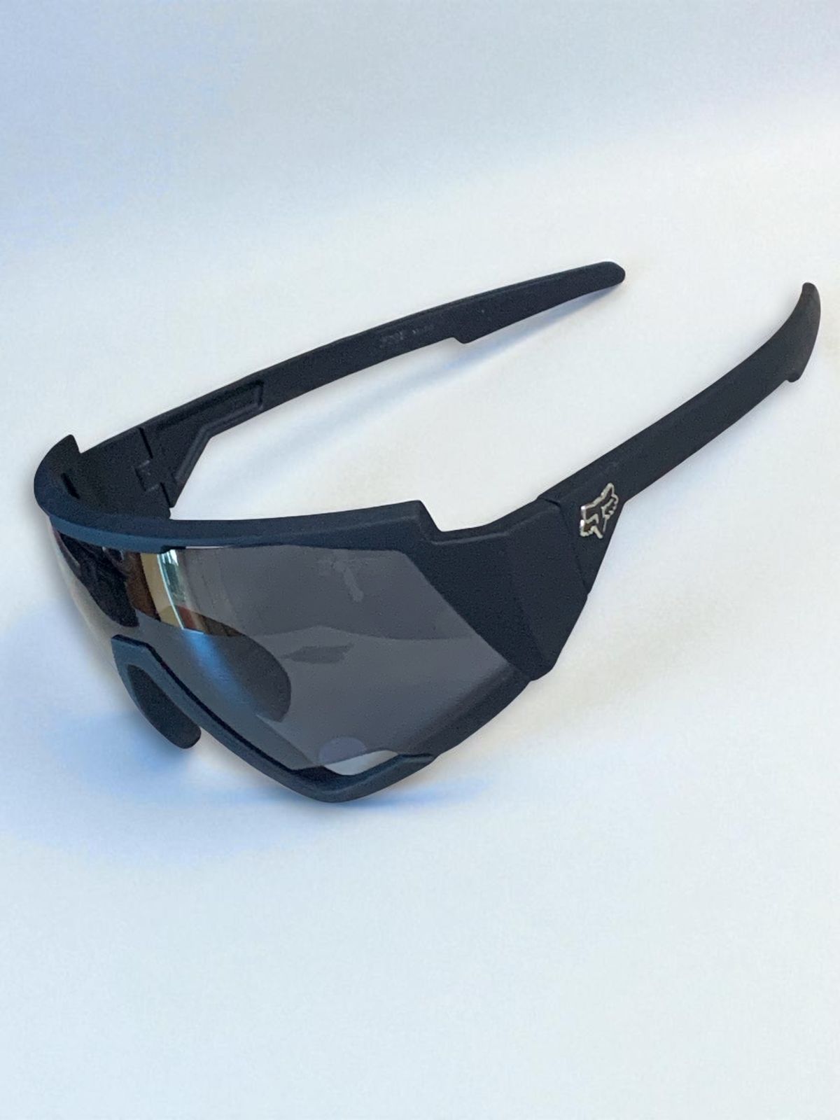 LENTES DE LUJO FOX.