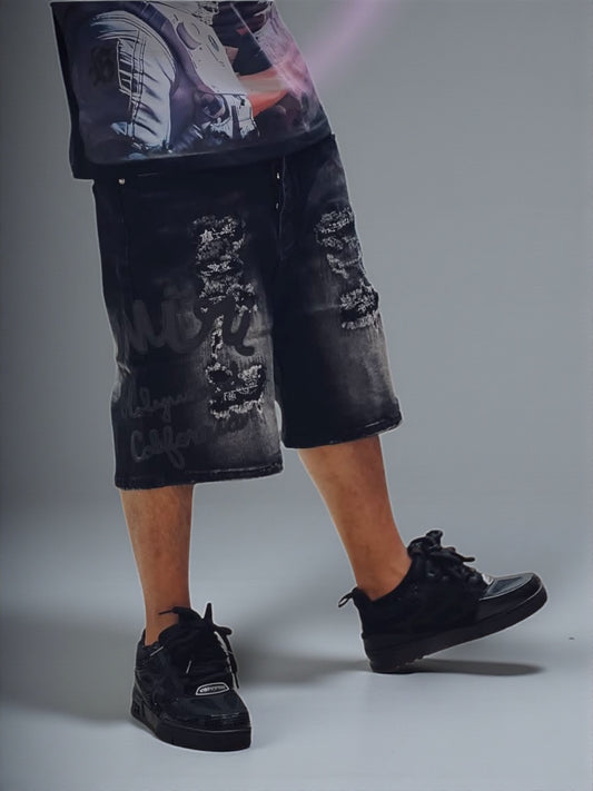 BERMUDA AMIRI EXCLUSIVE.
