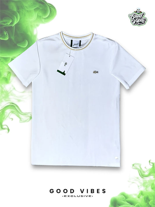 CAMISETA LACOSTE CUELLO REDONDO.
