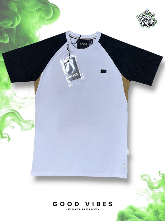 CAMISETA HUGO BOSS CUELLO REDONDO.