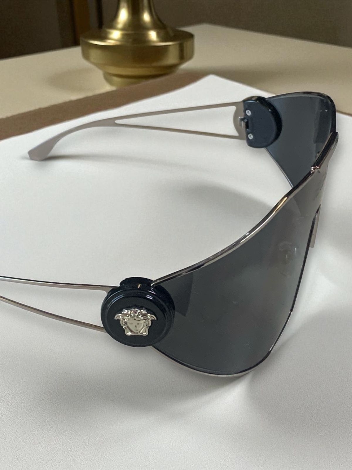 LENTES DE LUJO VERSACE.