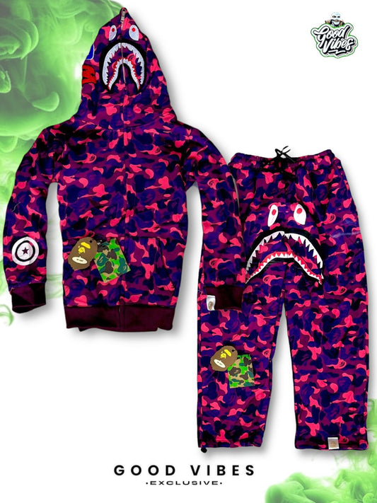 CONJUNTO BAPE SHARK EDITION SPECIAL.